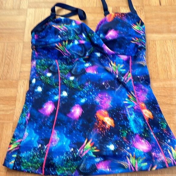 Aqua Blu - Picture 2 of 11